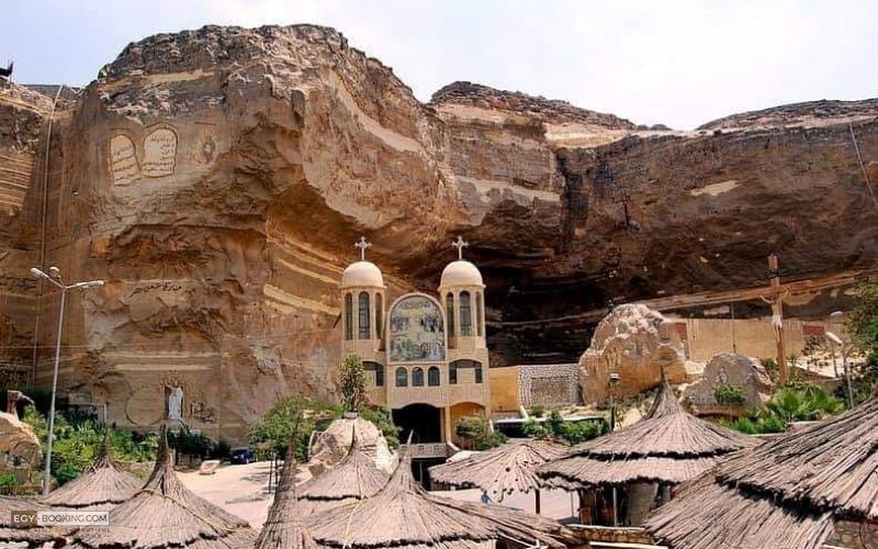 Stunning details from the Monastery of Samaan al-Kharraz in Mokattam, an archaeological masterpiece carved into the rocks of Mokattam Mountain ❤️🇪🇬