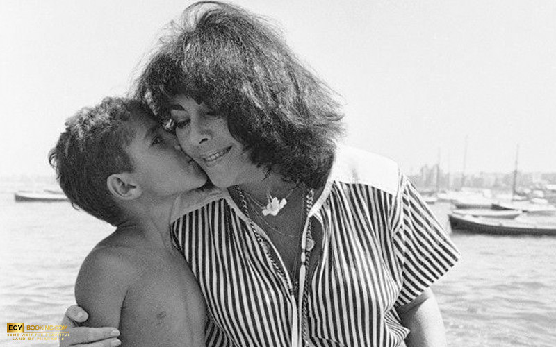 Elizabeth Taylor