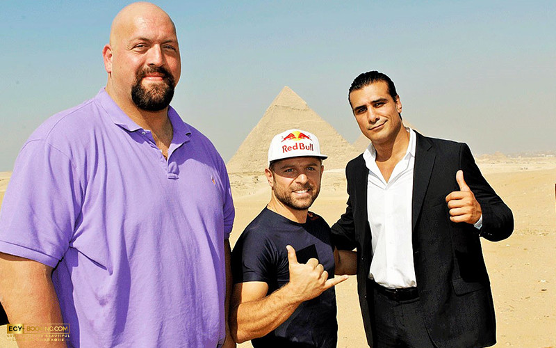 "Big Show" expresses his happiness for his visit to Cairo ... and thanks the "wonderful" audience