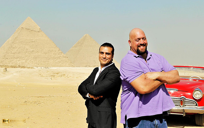 "Big Show" expresses his happiness for his visit to Cairo ... and thanks the "wonderful" audience