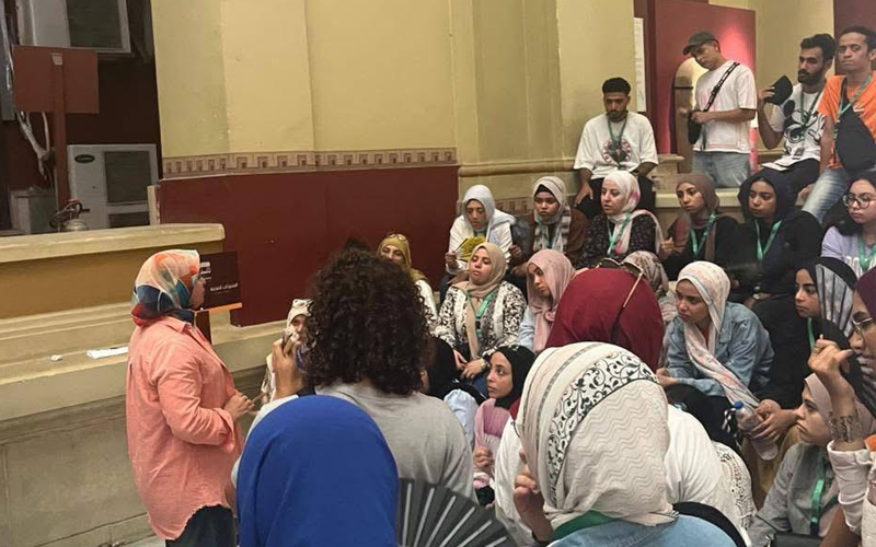 برنامج تدريبي صيفي لطلاب كليات الآثار والإرشاد السياحي والتاريخ من مختلف الجامعات المصرية بالمتحف المصري بالتحرير