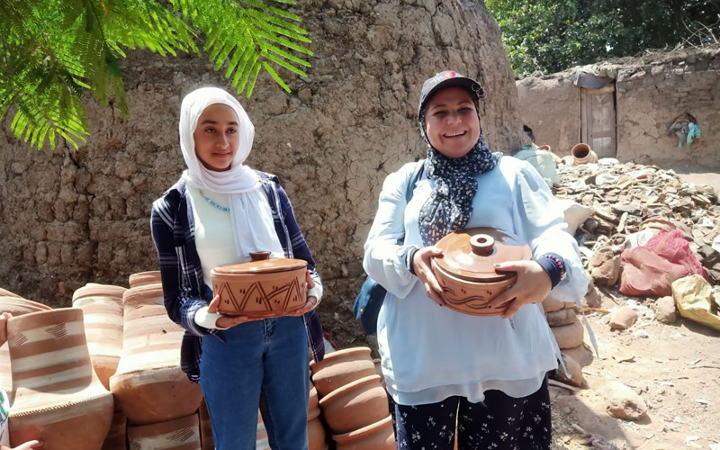 رحلة لذوى الهمم بالشرقية لزيارة ورش الفخار وتل بسطا