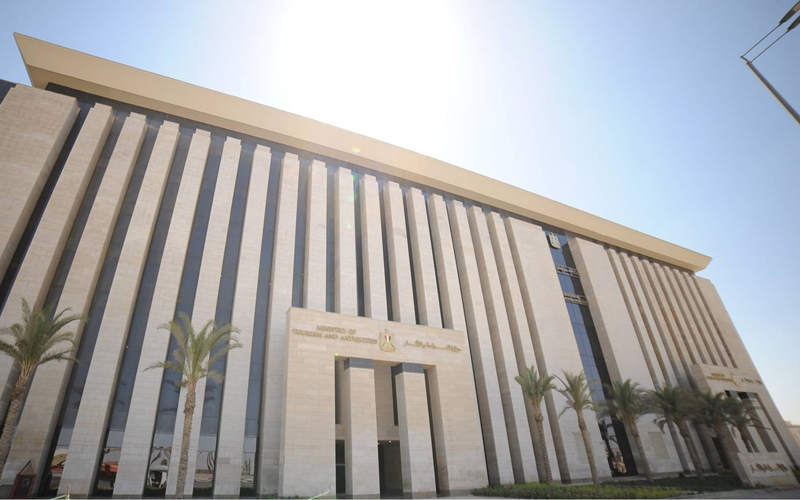 السياحة: الانتهاء من الفحص الفنى السنوى لـ16500 مركبة سياحية لتحسين الخدمات