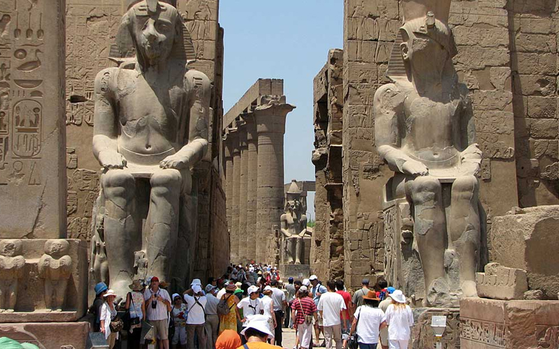 معابد الأقصر تستقبل زوار العالم