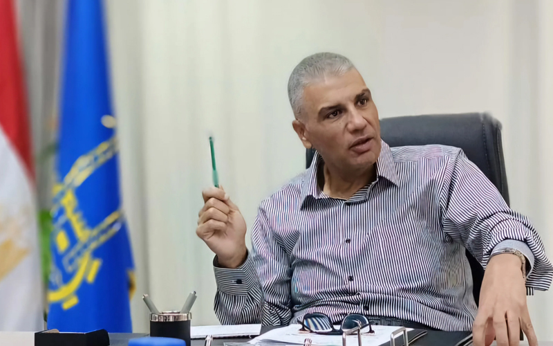محافظ أسوان يوافق على زيادة إشغالات المحلات والمقاهى لصالح "صندوق السياحة"