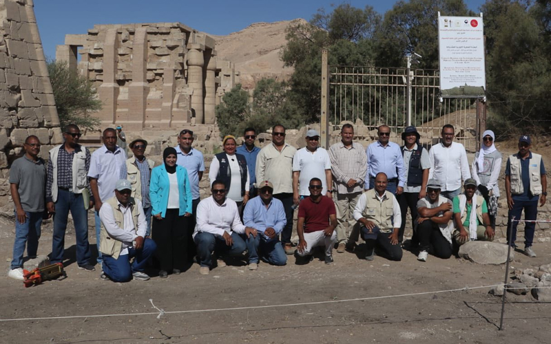 الأمين العام للمجلس الأعلى للآثار في جولة بالأقصر للوقوف على مستجدات الأعمال بمشروعي ترميم الصرح الأول لمعبد الرامسيوم