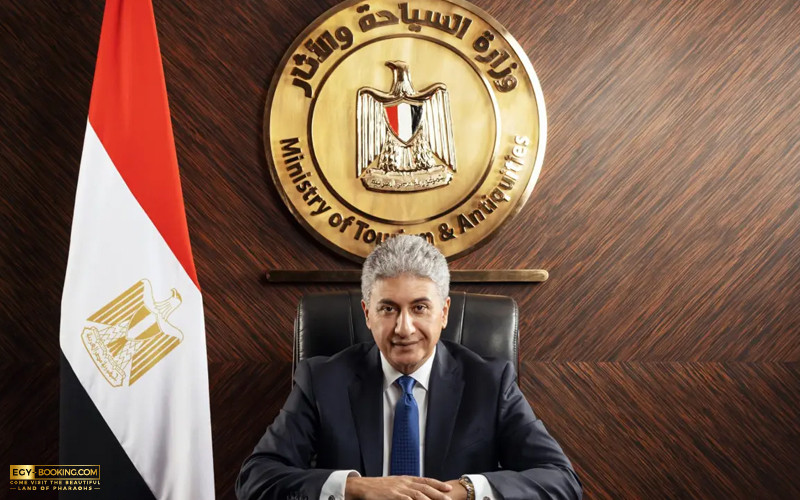 وزير السياحة خلال لقائه مع الزميل محمد أسعد يؤكد مجموعة سيناريوهات لاحتفالات تليق بعظمة الحدث