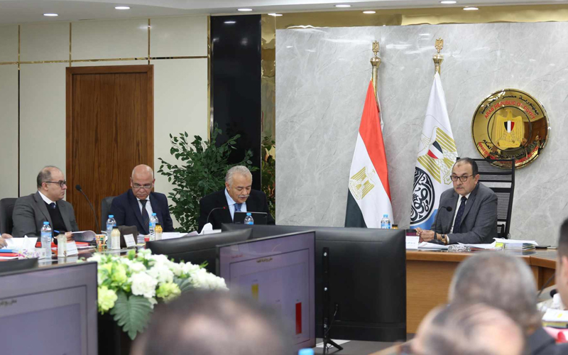 وزير قطاع الأعمال يترأس عمومية القابضة للسياحة والفندق لاعتماد ميزانية 2023/2024