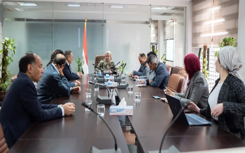 وزيرة البيئة تبحث دعم وتنشيط الاستثمارات بمجال السياحة البيئية